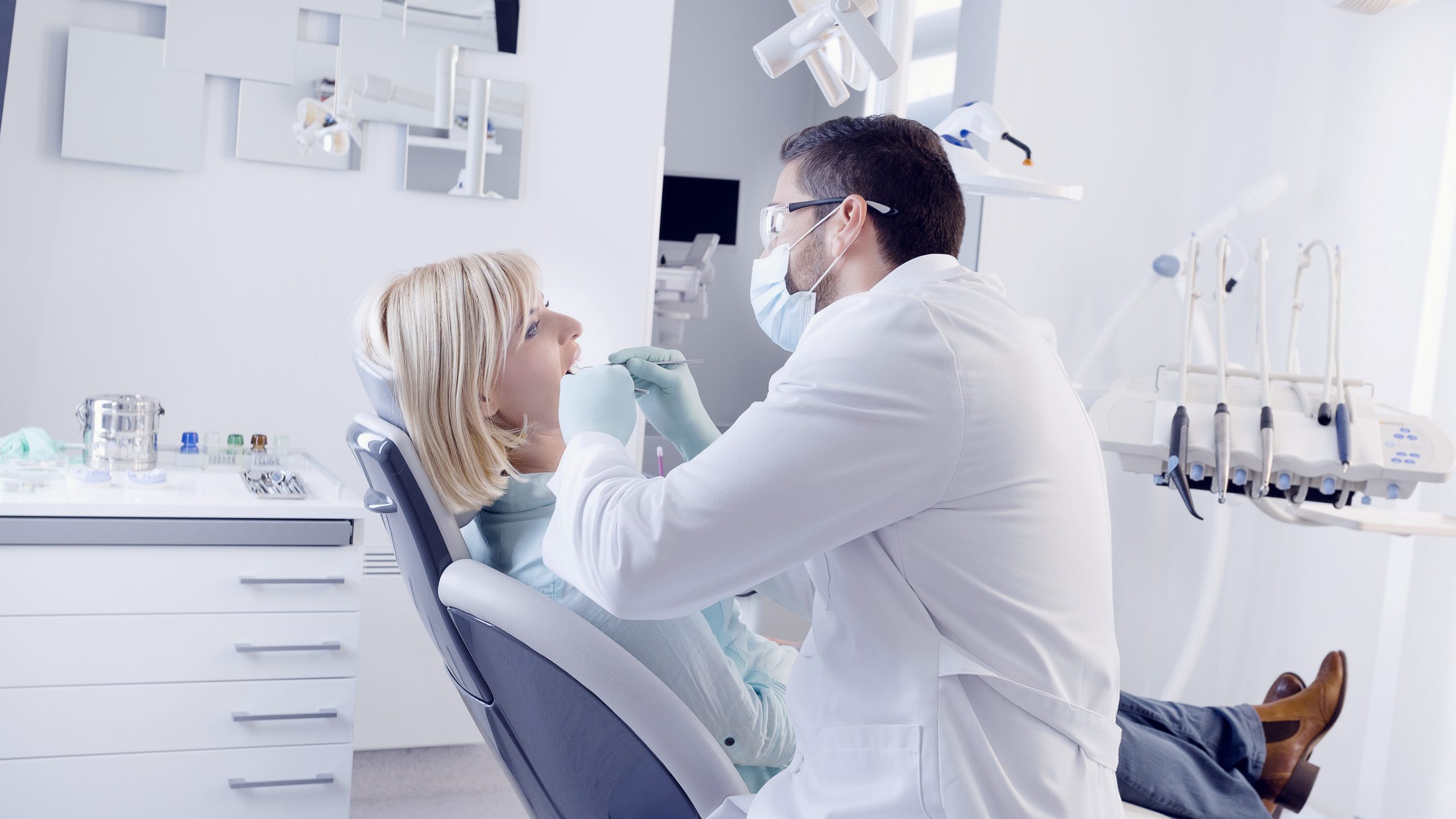 Dentist in Clarksville, TX